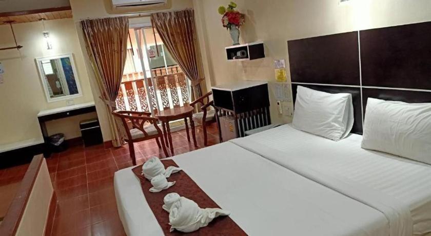 V.Hotel & Resort Hat Yai Exterior photo