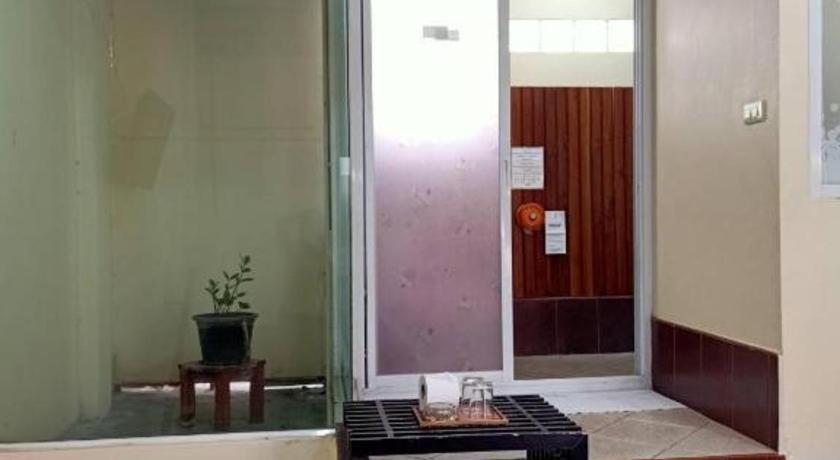 V.Hotel & Resort Hat Yai Exterior photo