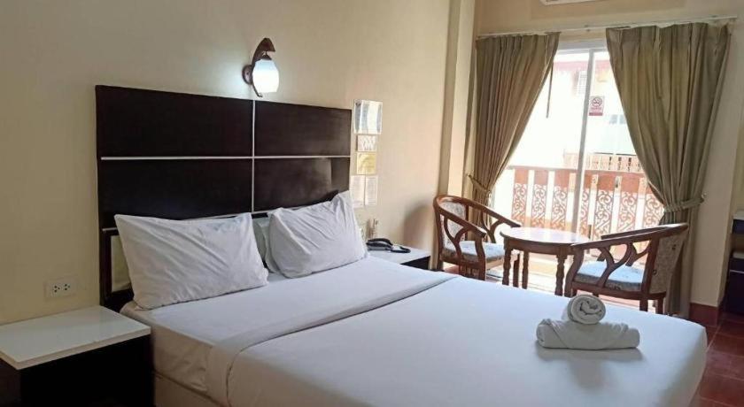 V.Hotel & Resort Hat Yai Exterior photo
