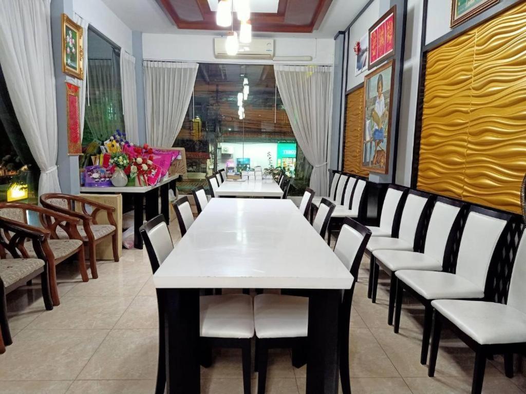 V.Hotel & Resort Hat Yai Exterior photo